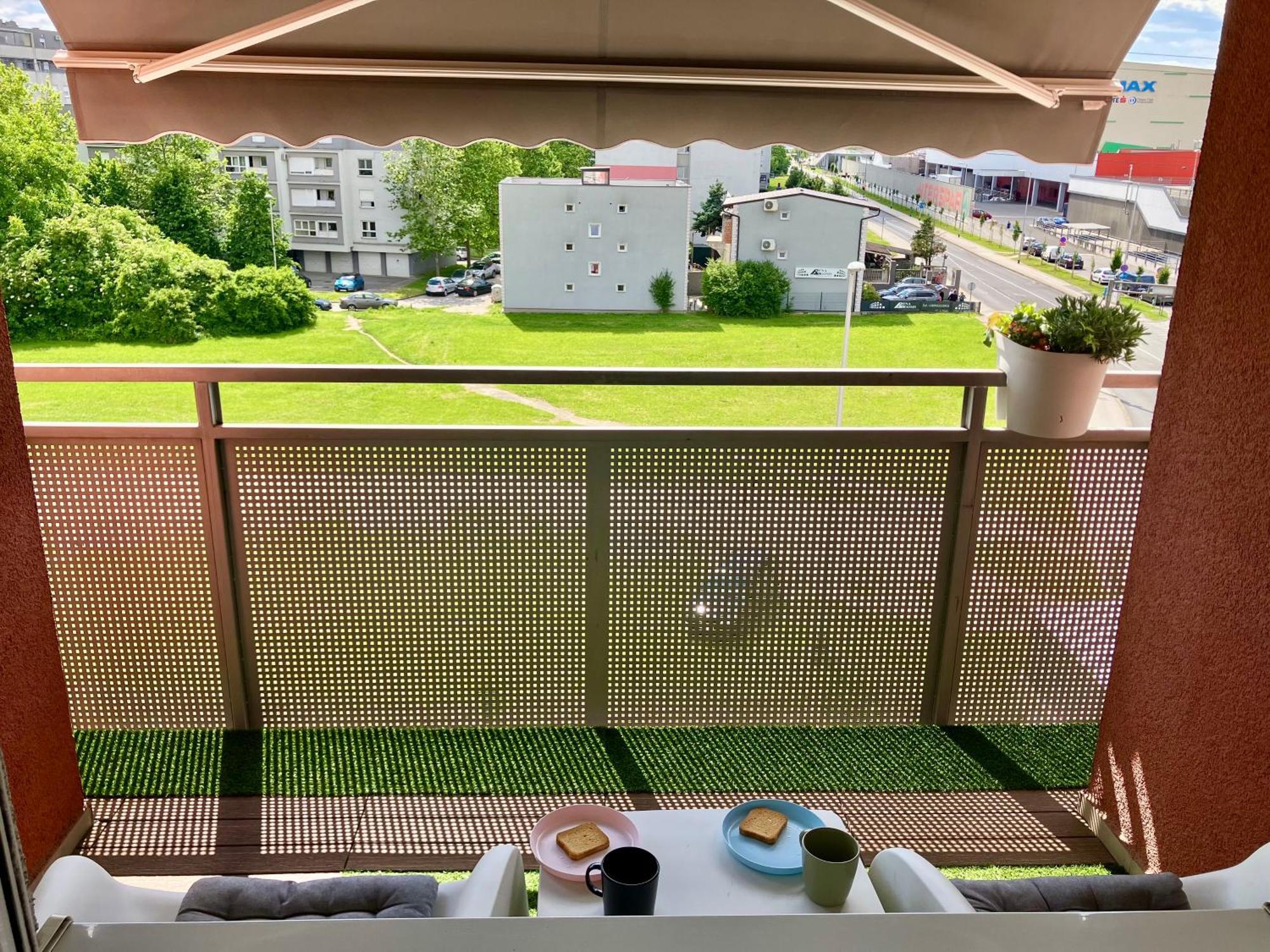 Delux Apartment La Arena With Private Garage Zagreb Eksteriør bilde